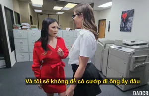 Nikki Sweet 帮助房东满 Chân Ham muốn Sau khi Dính